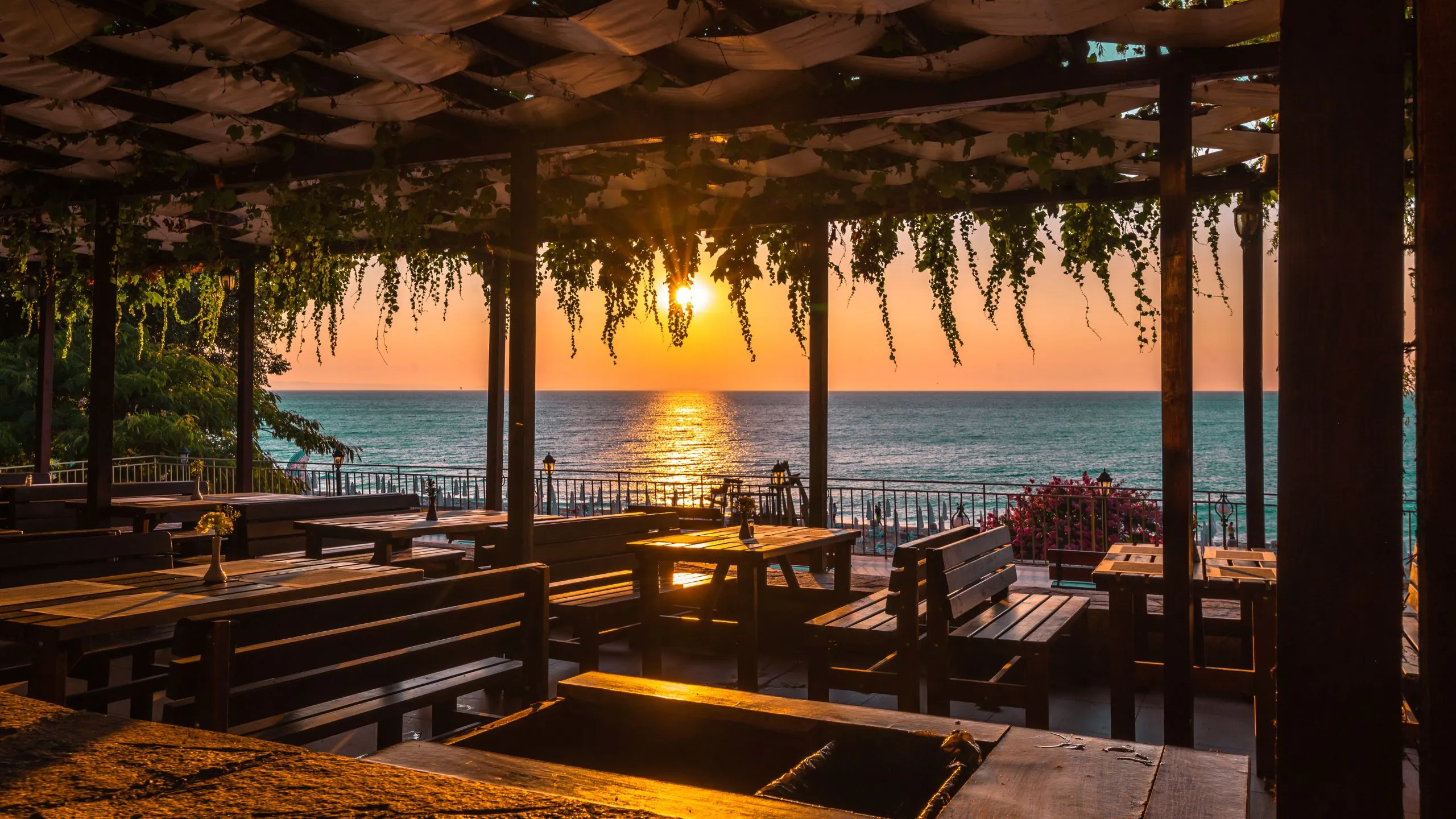 elpida-restaurant