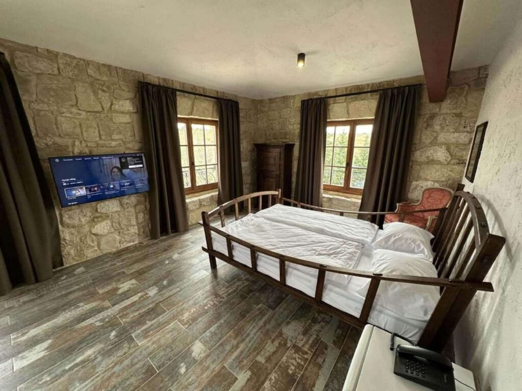 terizis-superior-room